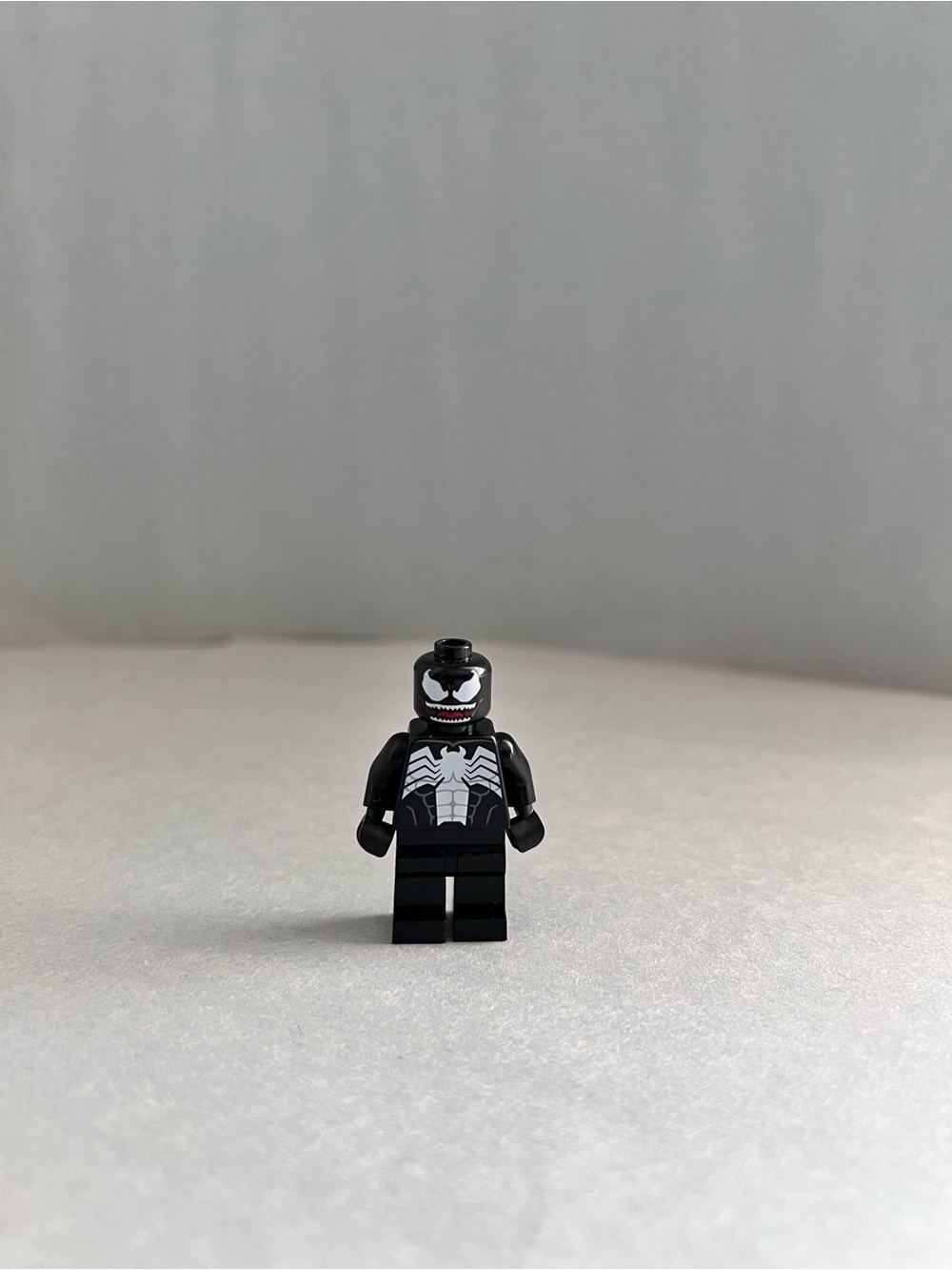 LEGO Marvel Super Heroes Venom Minifigure